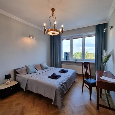 Belweder Klonowa Apartment *